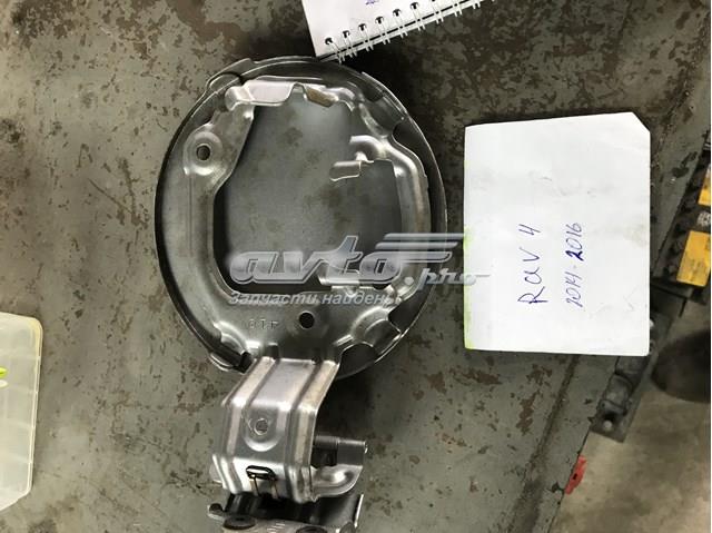 Люк б/бака Toyota RAV4 IV позашляховик (A4) (2012 - 2018) ціна, від 16.34 USD