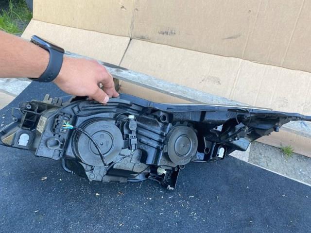Купити 9807241180 Peugeot/Citroen Права блок фара