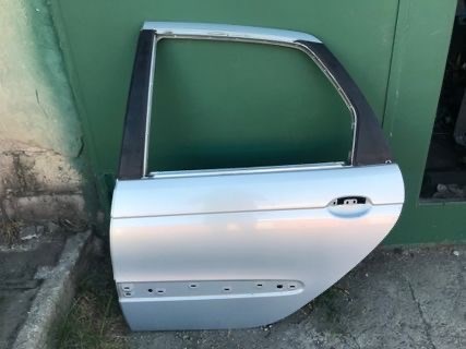  Двері задні, ліві Renault Scenic 1