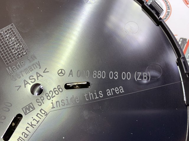 Емблема на решітку радіатора Mercedes A000880030064 ціна, від 267.37 USD