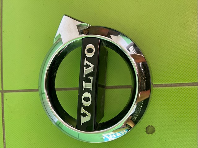 31383645 Volvo Фірмовий значок решітки радіатора