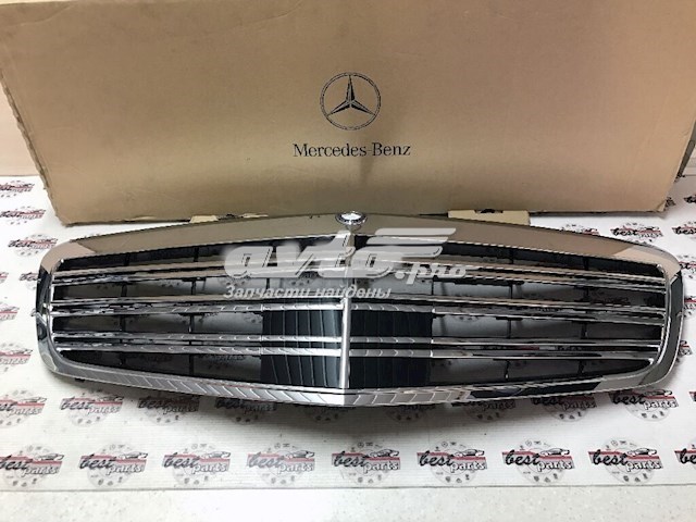 Решітка Mercedes A22188006839040