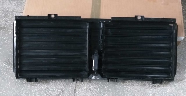 A1675000602 Mercedes Жалюзі радіатора охолодження