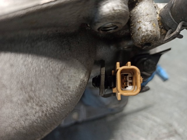 Купити 140033370R Renault (RVI) 