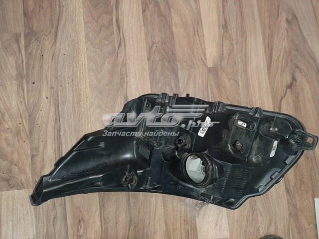 Фара права ZFD111823R Signeda