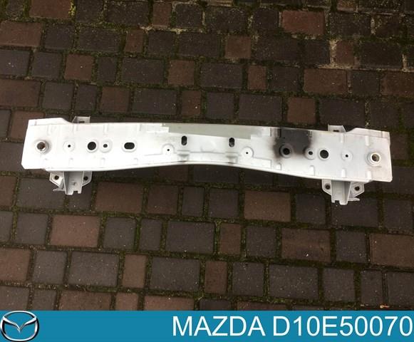 Підсилювач бампера переднього D10E50070 Mazda
