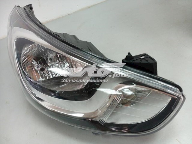 Фара правая TYC 20E311052B ціна, від 85.63 USD