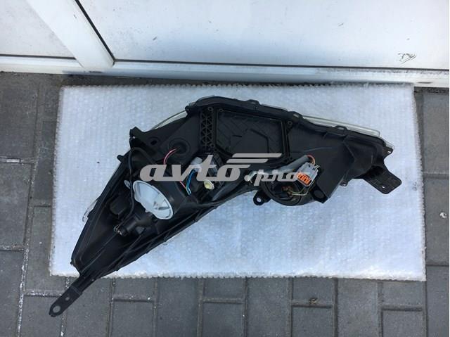 Фара права 84001AJ100 Subaru