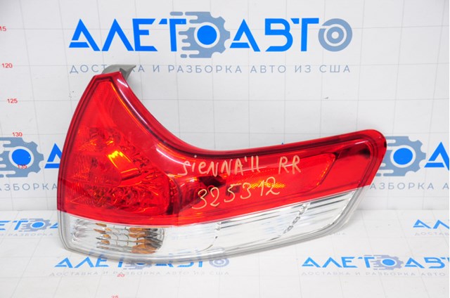 Ліхтар задній правий, зовнішній 8155008030 Toyota