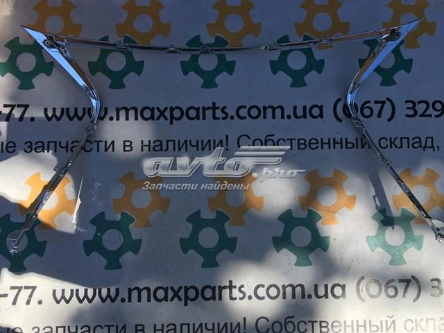 5271153061 Toyota Накладка решітки радіатора