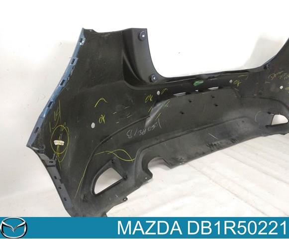 Бампер задній Mazda DB1R50221