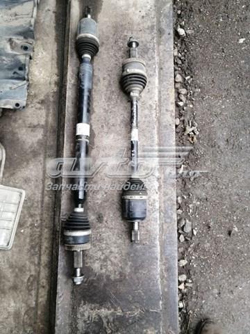 Привід правий Hyundai/Kia 49501D7050