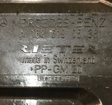 Купити A1686190538 Mercedes 