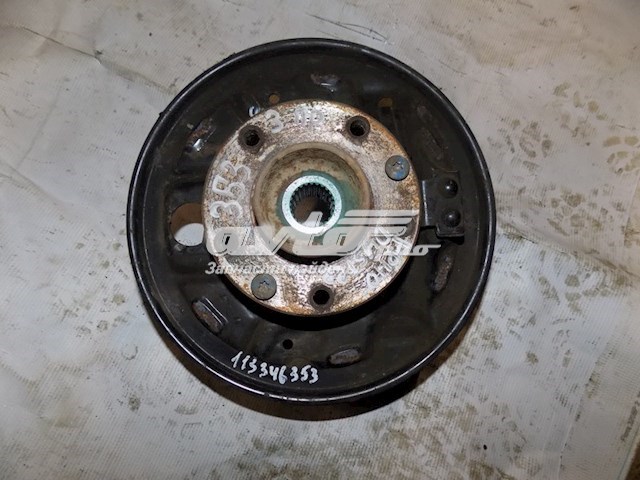 430180024R Renault (RVI) Цапфа поворотна права