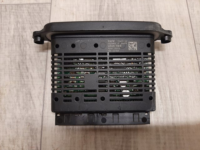  BMW 7316221