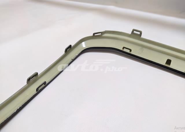 Купити 8R0853651RCKA VAG Захисна решітка радіатора