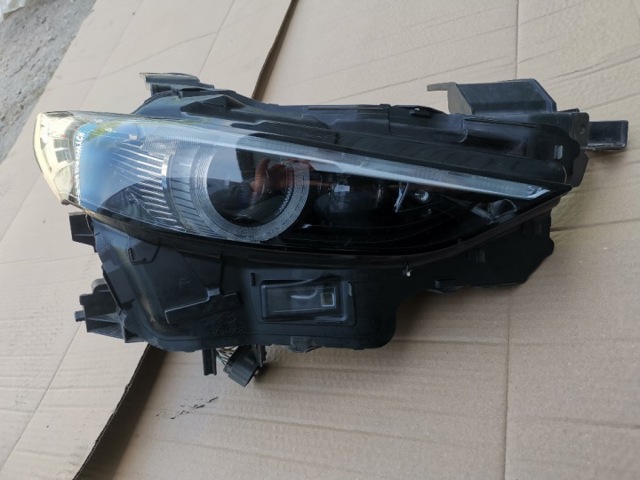 Основна фара - вставка Mazda BCPW51030H ціна, від 630.61 USD