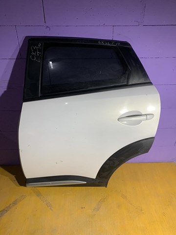 Двері задні, ліві DKY17302XC Mazda