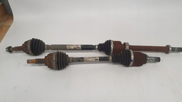 Привід передній лівий Renault (RVI) 391019232R ціна, від 72.28 USD