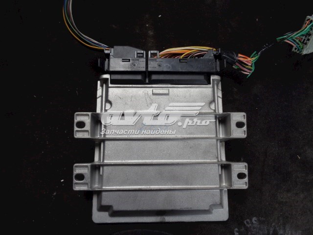 Купити NNN100710 Land Rover 
