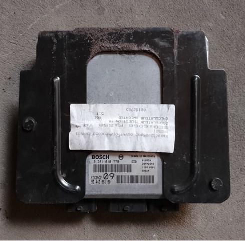 Електронний блок керування двигуном 0281010779 Bosch
