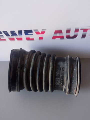 Купити PY0113221 Mazda Патрубок повітряний, вихід повітряного фільтра