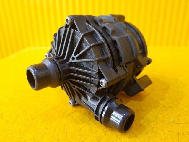 Помпа охолодження Mercedes A0005004900 ціна, від 84.65 USD