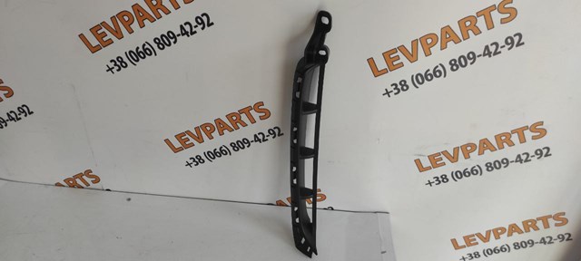 Решітка переднього бампера, права Signeda PHN99134CAR ціна, від 20.97 USD