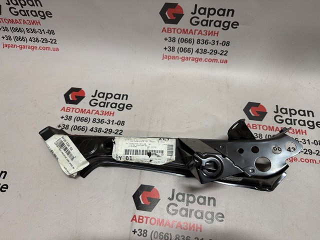 F25126RRMA Nissan/Infiniti Супорт радіатора правий/монтажна панель кріплення фар