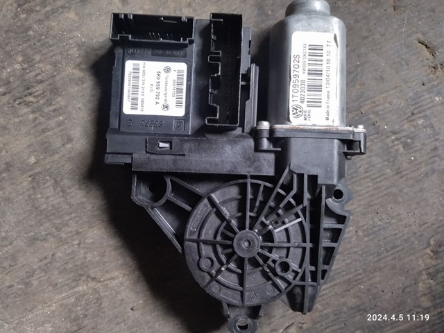 Блок комфорту передніх дверей VAG 5K0959792A ціна, від 19.00 USD