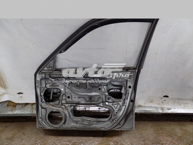 Двері праві передні 760041E010 Hyundai/Kia