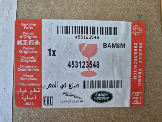  453123548 Land Rover