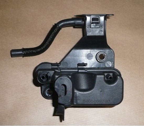 9805069780 Peugeot/Citroen Бачок/демпфер вакуумної системи двигуна