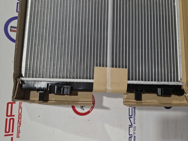214576RS0A Nissan/Infiniti Радіатор охолодження двигуна, додатковий