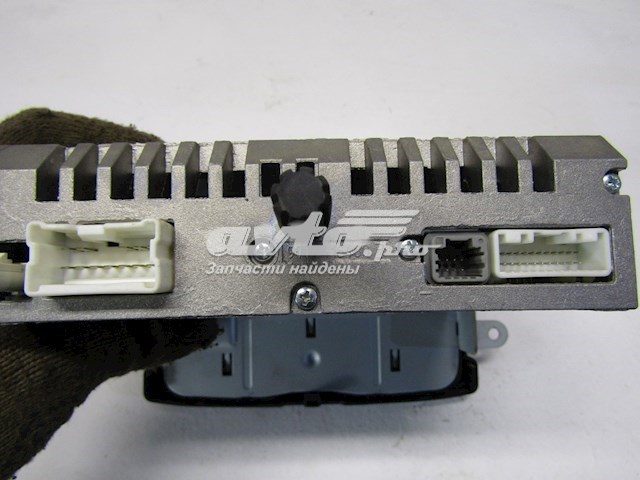 Магнітола (радіо AM/FM) Renault (RVI) 281155216R