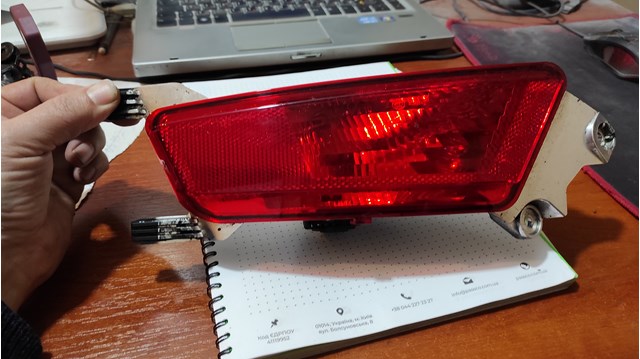 Купити LR025149 Land Rover Ліхтар протитуманний задній, лівий