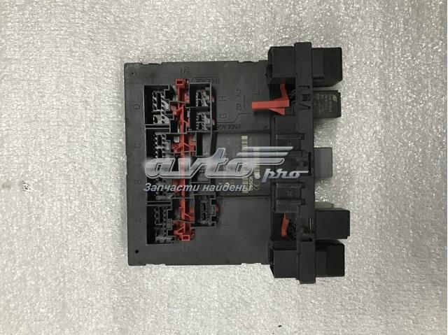 Блок управління бортової мережі VAG 3C0937049G ціна, від 25.34 USD