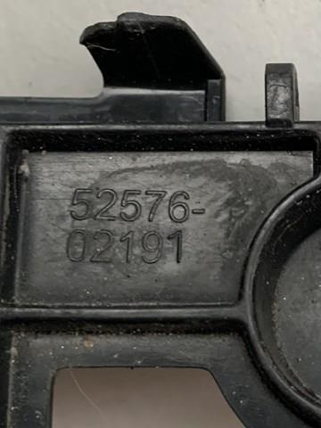 Купити 5257602191 Toyota Направляюча заднього бампера, ліва