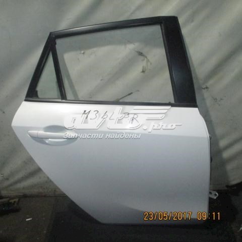 BBY67202XJ Mazda Двері пасажирські задні праві