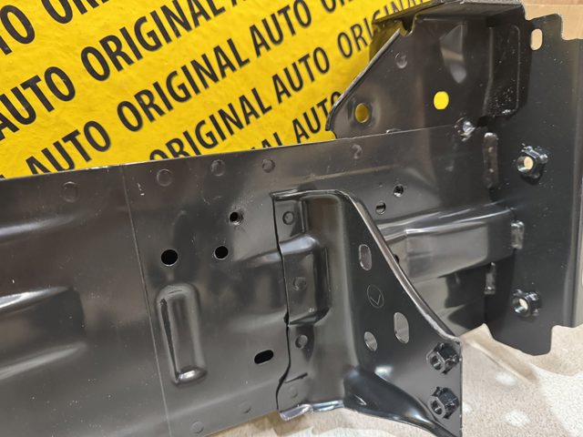 Чверть передня ліва Mazda KB7W5431XA