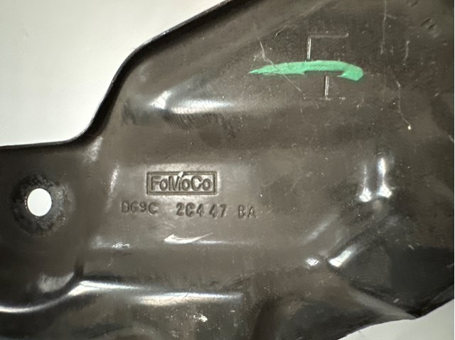 DG9C2C447BA Ford Кожух гальмівного диска