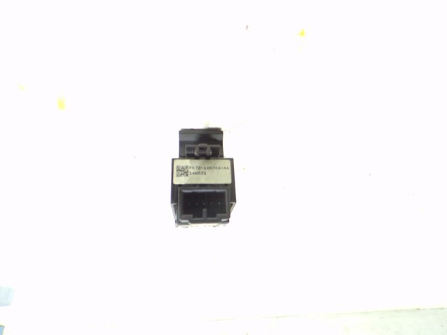 Купити LR059719 Land Rover 