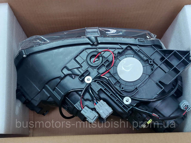 8301C203 Mitsubishi Фара дальнього світла в зборі