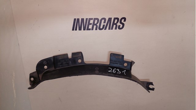 Підкрилок переднього крила, правий на Audi Q3  F3B