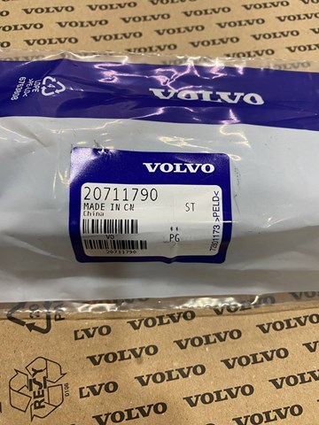  Volvo 20711790 ціна, від 50.48 USD