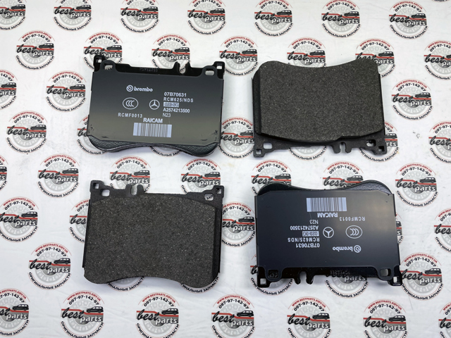 Тормозні колодки Mercedes A0004211402