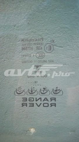 Скло передніх дверей, правою LR043944 Land Rover