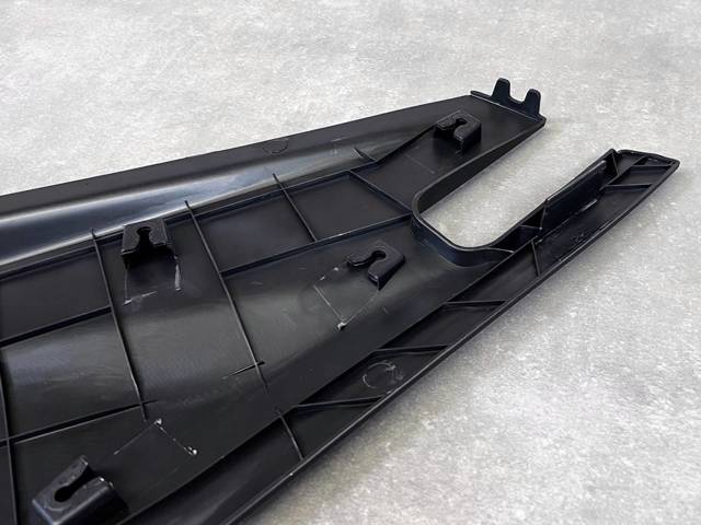 333TSMS3800G00 Perfektes Накладка переднього правого крила