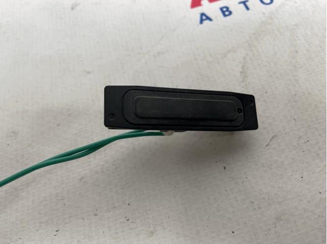 Купити 63270AN010 Subaru Кнопка приводу замка задніх 3/5 дверей (ляди)
