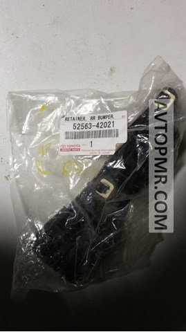 Лівий кронштейн кріплення бампера заднього Toyota 5256342021
